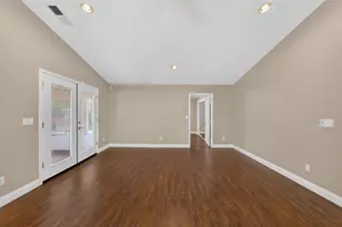 6340 Summertide Way, Sacramento, CA 95823 - Photo 21