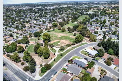 6340 Summertide Way, Sacramento, CA 95823 - Photo 71