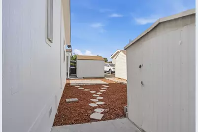 Prescott Rd #251, Modesto, CA 95350 - Photo 29