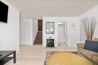9139 Bungalow Way, Elk Grove, CA 95758 - Photo 19
