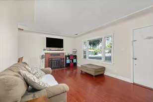 165 N Bryan Ave, Oakdale, CA 95361 - Photo 7