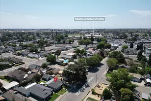 165 N Bryan Ave, Oakdale, CA 95361 - Photo 27