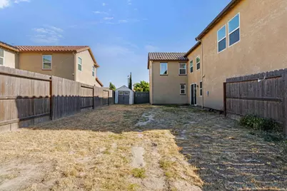 1765 W Woodward Avenue, Manteca, CA 95337 - Photo 31