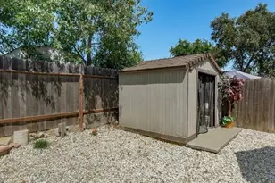 437 Silver Crest Cir, Rio Linda, CA 95673 - Photo 37