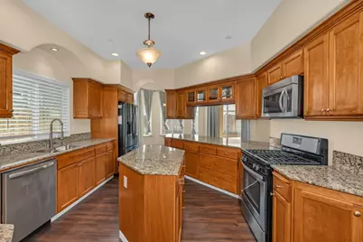 1525 Greenwich Drive, Los Banos, CA 93635 - Photo 11