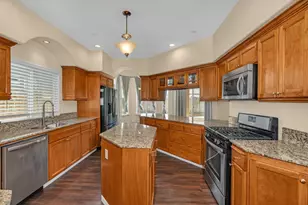 1525 Greenwich Dr, Los Banos, CA 93635 - Photo 11