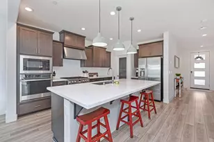 8341 Pinot Grigio St, Roseville, CA 95747 - Photo 11