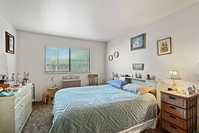359 Barrington Way, Lodi, CA 95240 - Photo 13