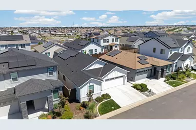 2113 Longmire Loop, Roseville, CA 95747 - Photo 3