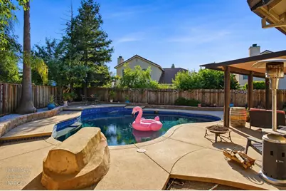 8950 Alps, Elk Grove, CA 95624 - Photo 47