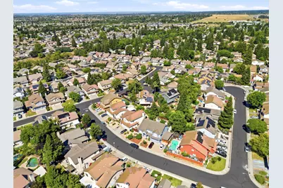 8950 Alps, Elk Grove, CA 95624 - Photo 73