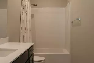 8277 Mincey Wy, Elk Grove, CA 95757 - Photo 27
