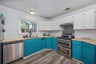 7321 Calvin Dr, Citrus Heights, CA 95621 - Photo 13