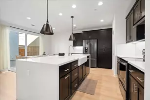 17552 Morning View Dr, Lathrop, CA 95330 - Photo 11