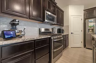 1854 Botticelli Wy, Lodi, CA 95242 - Photo 17