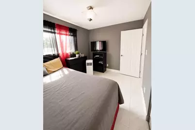 2533 39th Street, Sacramento, CA 95817 - Photo 17