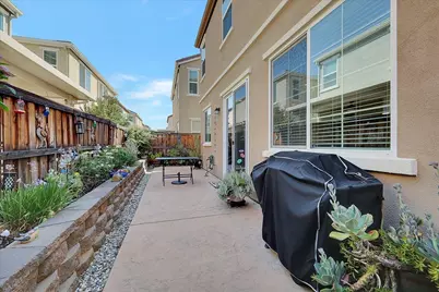 3040 Ivy Creek Lane, Roseville, CA 95747 - Photo 41