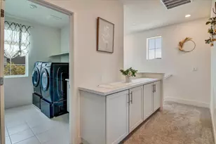 5828 Lenin Priego St, Tracy, CA 95377 - Photo 23