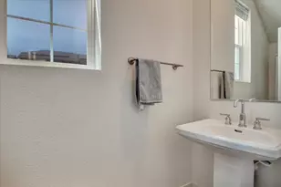 5828 Lenin Priego St, Tracy, CA 95377 - Photo 31