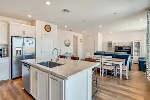 5828 Lenin Priego St, Tracy, CA 95377 - Photo 9