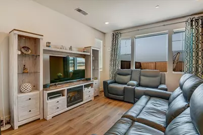 5828 Lenin Priego Street, Tracy, CA 95377 - Photo 13