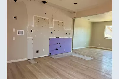 1004 Middlecoff Avenue, Modesto, CA 95351 - Photo 17