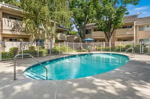 5885 Gloria Dr, Sacramento, CA 95822 - Photo 29