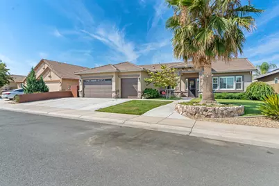784 Aparicio Way, Galt, CA 95632 - Photo 7