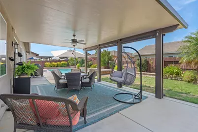 784 Aparicio Way, Galt, CA 95632 - Photo 47