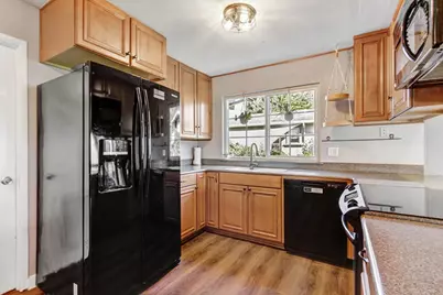 7216 Brookridge Court, Citrus Heights, CA 95610 - Photo 13