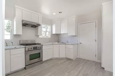 921 W 4th Street, Ripon, CA 95366 - Photo 5