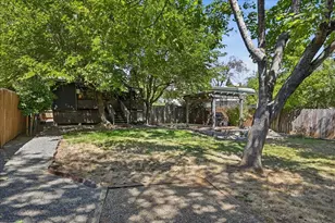 623 Brighton St, Grass Valley, CA 95945 - Photo 25
