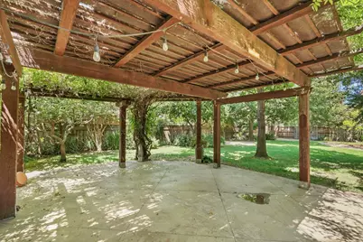 1101 W Oak Street, Lodi, CA 95240 - Photo 39
