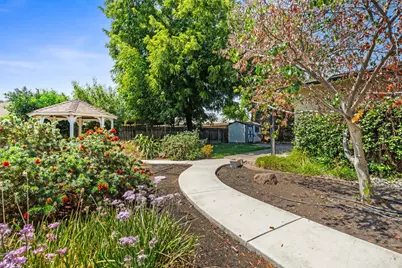158 E Coolidge Avenue, Modesto, CA 95350 - Photo 15