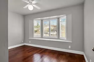 8146 Caribbean Way, Sacramento, CA 95826 - Photo 25