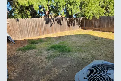 2401 Berrywood Drive, Rancho Cordova, CA 95670 - Photo 9