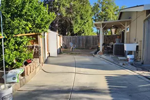 2401 Berrywood Dr, Rancho Cordova, CA 95670 - Photo 31