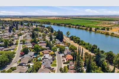 6820 Arabella Way, Sacramento, CA 95831 - Photo 3