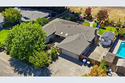6820 Arabella Way, Sacramento, CA 95831 - Photo 5
