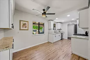 6820 Arabella Way, Sacramento, CA 95831 - Photo 13