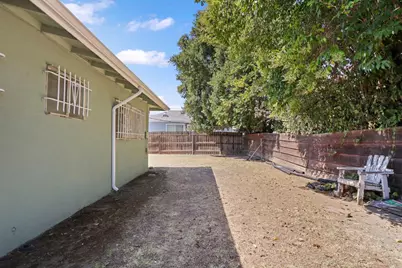 2387 E Fremont Street, Stockton, CA 95205 - Photo 33