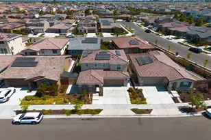 547 Estancia St, Lathrop, CA 95330 - Photo 41
