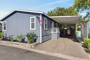 La Fiesta Way, Sacramento, CA 95828 - Photo 5