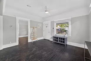 3321 35th St, Sacramento, CA 95817 - Photo 9