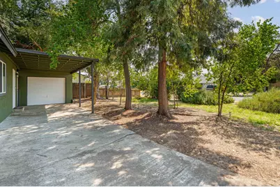 113 W Palo Alto Avenue, Fresno, CA 93704 - Photo 35