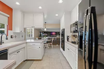2109 Graywood Court, Modesto, CA 95355 - Photo 5