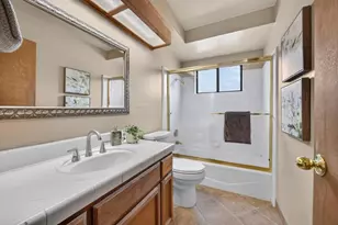 5522 Engle Rd, Carmichael, CA 95608 - Photo 33