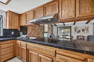 5522 Engle Rd, Carmichael, CA 95608 - Photo 23