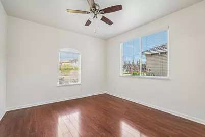 9604 Mainline Drive, Elk Grove, CA 95624 - Photo 23