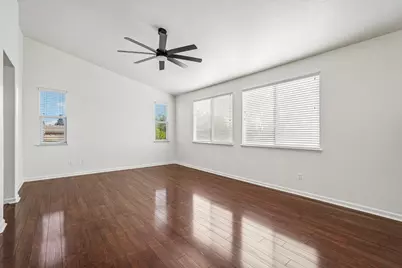 9604 Mainline Drive, Elk Grove, CA 95624 - Photo 35